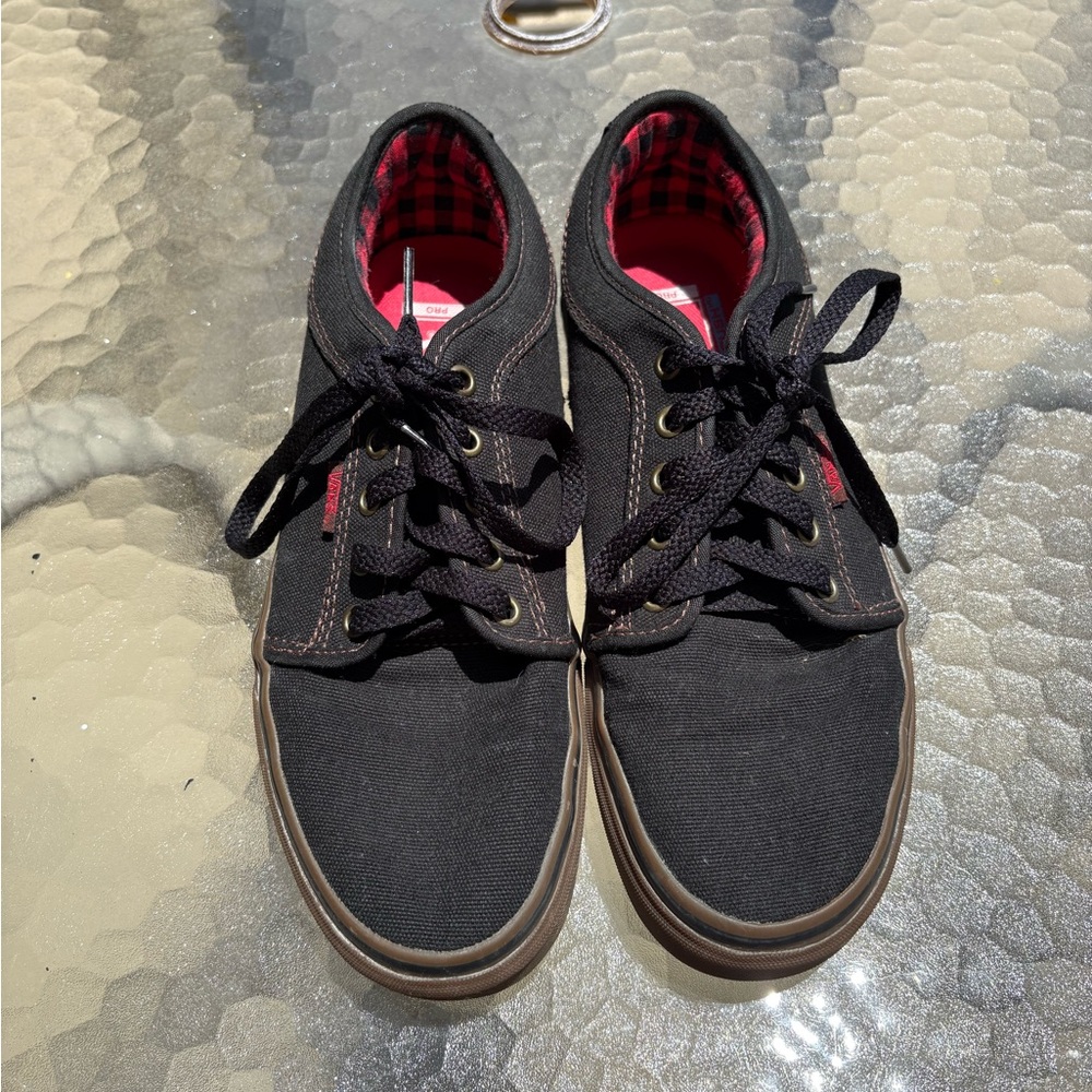 Vans Black and Red Sneakers Classic Skate Style